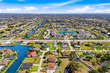 1732 SW 36th TER