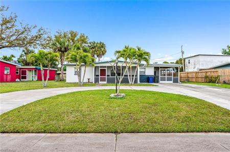 706 Camellia DR