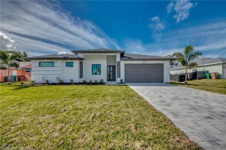 3820 SW 14th AVE