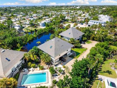 1039 Beach RD