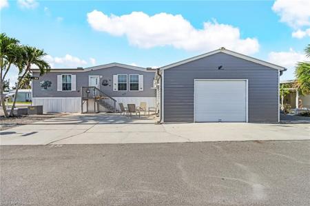 7157 Ladyfish DR