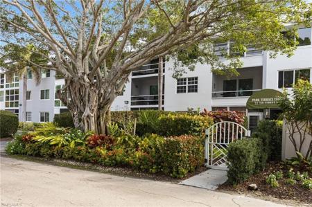72 7th ST S