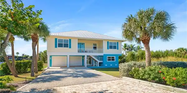 697 Spartina CT