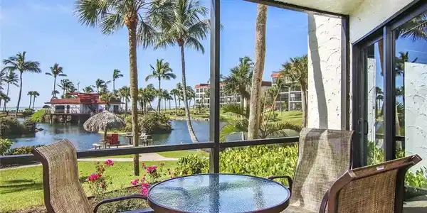 2445 W Gulf DR
