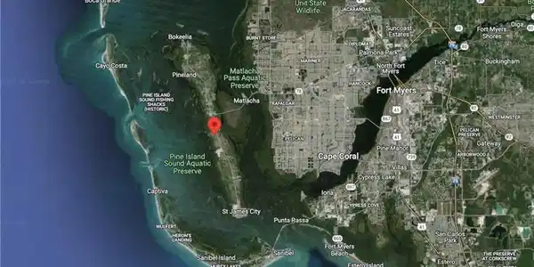 Image 3: Aerial map of property and surrounding area