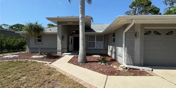 4356 Vanda DR