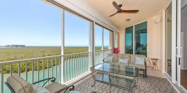 425 Dockside DR