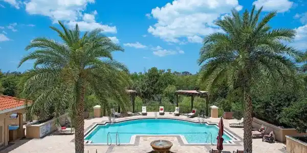 7425 Pelican Bay BLVD