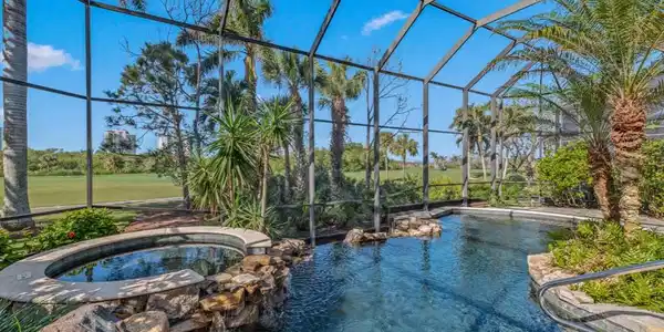 26220 Mira WAY