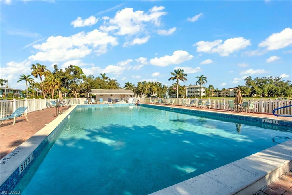 Image 3: View of pool