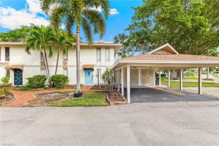 4277 Island CIR