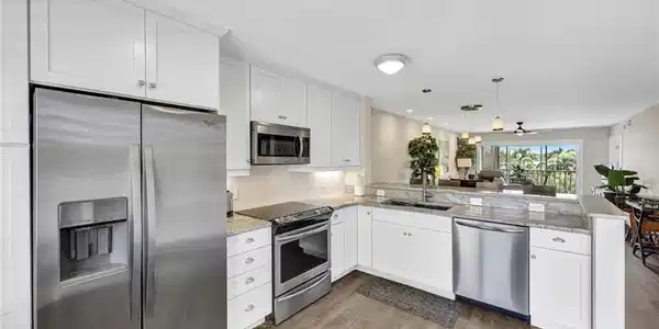 3061 Sandpiper Bay