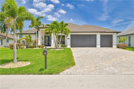 4821 SW 24th AVE