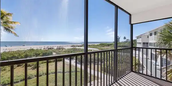 2230 Camino Del Mar DR