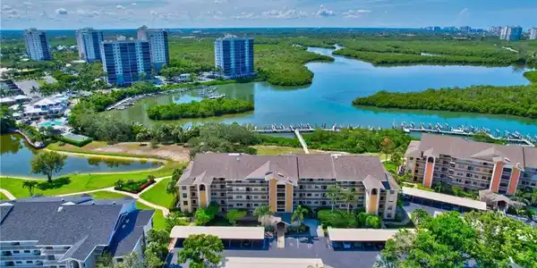 320 Horse Creek DR