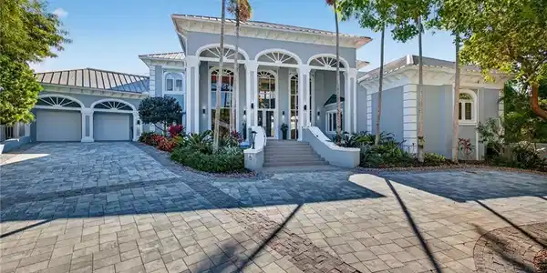 1180 Blue Hill Creek DR