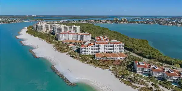 2000 Royal Marco WAY