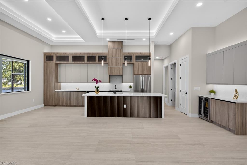 Image 2: $1,800-$2,400/year homeowners' insurance!