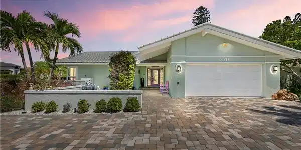 370 Kendall DR