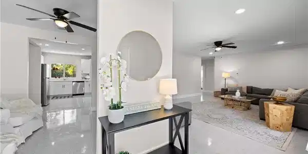 887 Casa Ybel RD