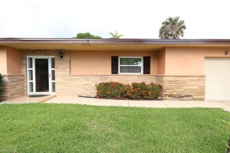 5227 Glade CT
