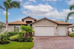 8709 Westwood Oaks