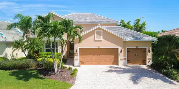 8325 Southwind Bay