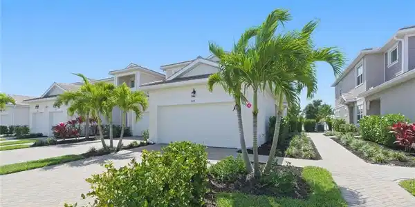 4551 Arboretum CIR