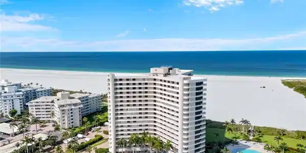 260 Seaview CT