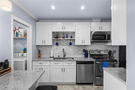 788 Park Shore DR