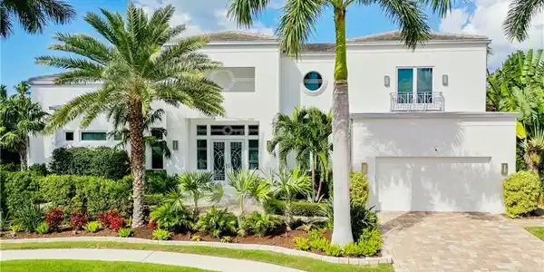 455 Trent CT