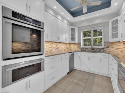 4402 Yacht Harbor DR