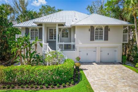 381 Leatherfern LN