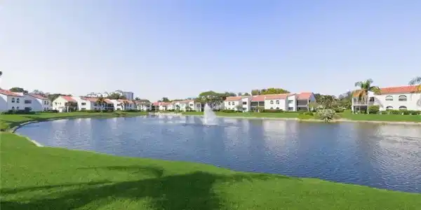 613 Beachwalk CIR