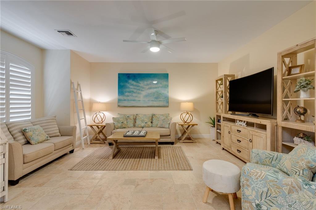 Image 3: Front family room/den