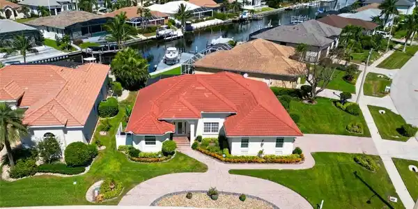 1600 Orleans CT