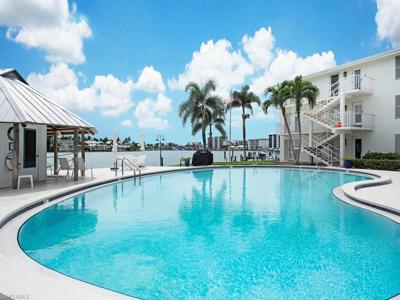 322 Harbour DR
