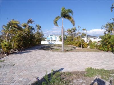 5865 Estero BLVD