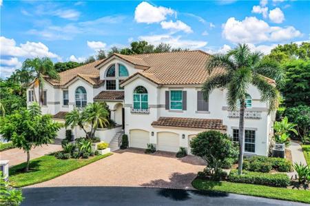 217 Colonade CIR