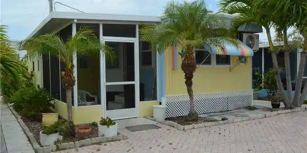 414 Papaya ST