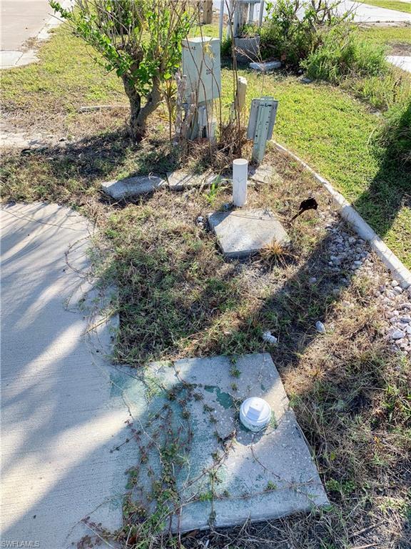Image 2: Water/Sewer Hookup