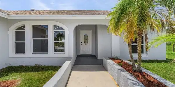 16120 Alcira CIR
