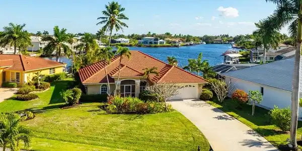 127 Newport DR