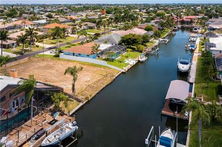 5010 SW 8th CT