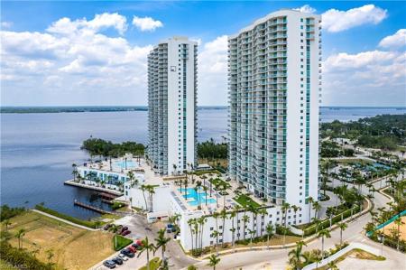 3000 Oasis Grand