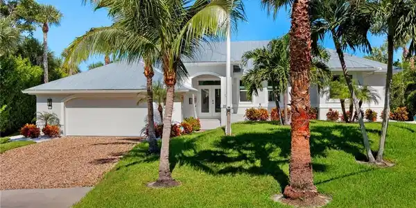 580 Boulder DR