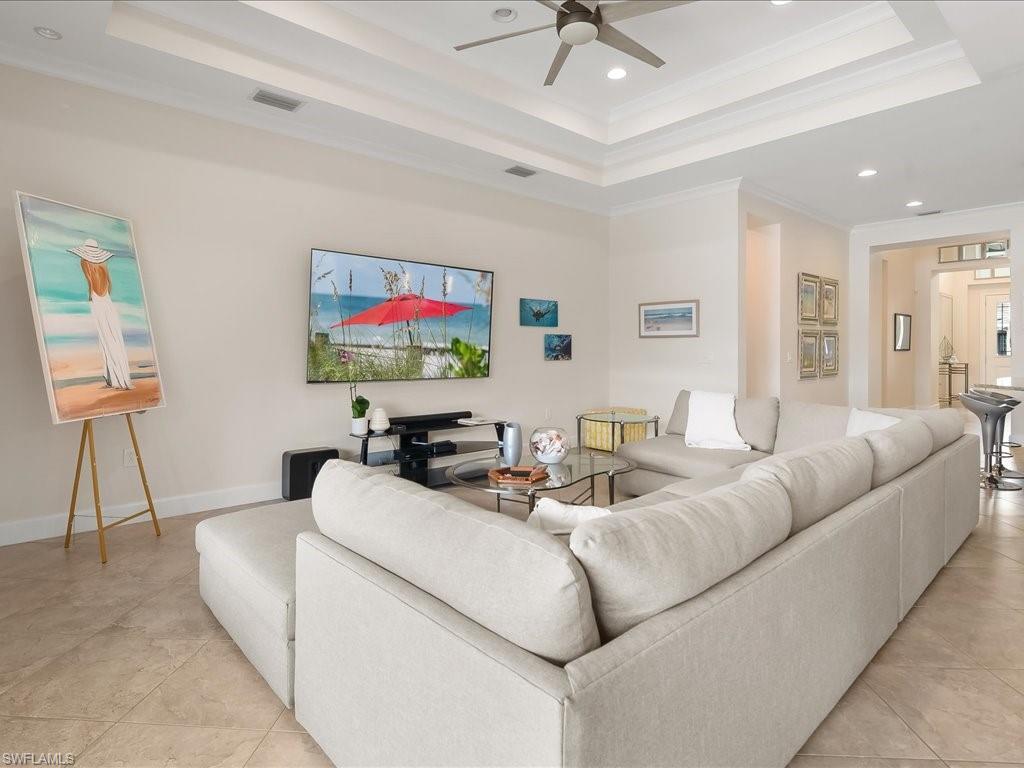 Image 4: Large open living room with high ceilings