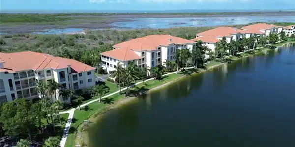 20061 Sanibel View CIR