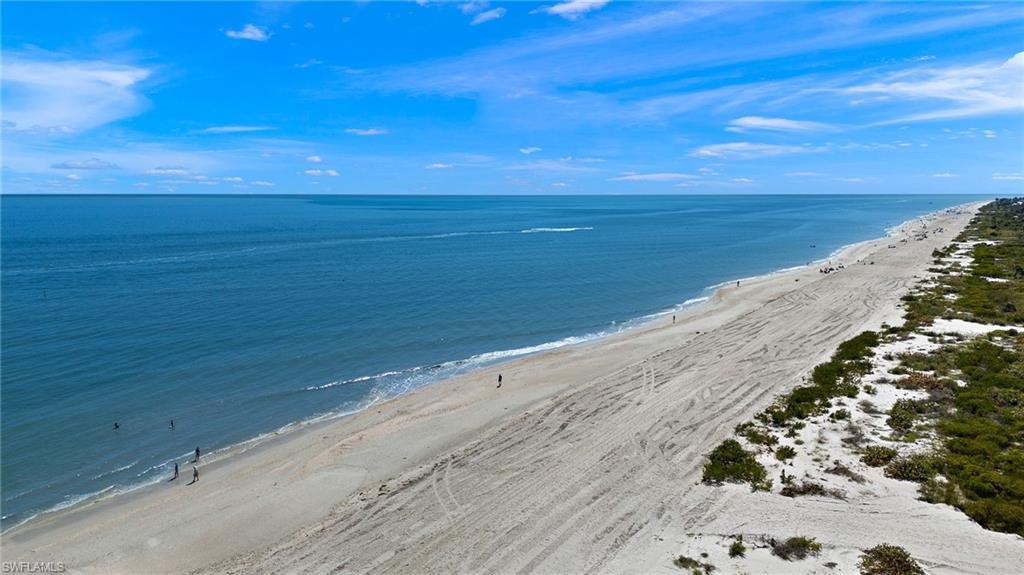 Image 3: Miles of Sandy Beach