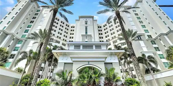 300 Dunes BLVD